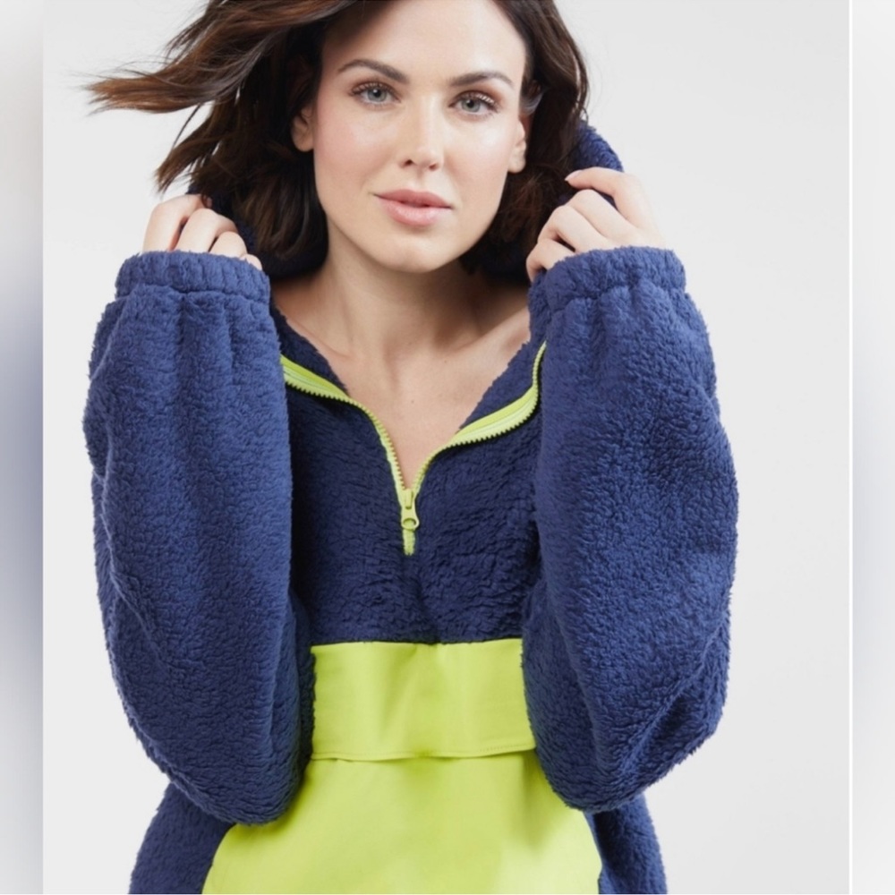 Outerknown Active M women’s blue fleece pullover hoodie